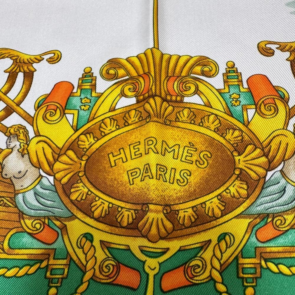 HERMES Green Scarf - Picture 4 of 7